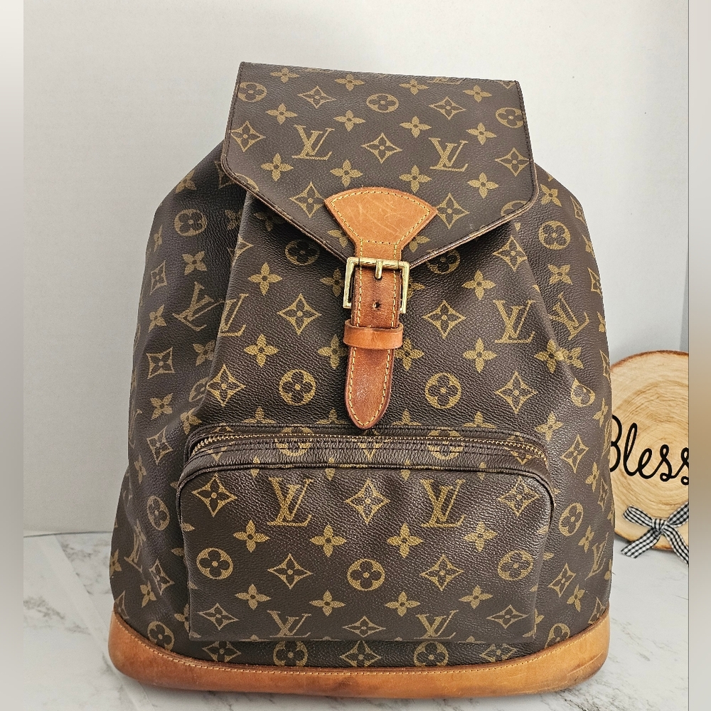 🔥🔥Louis Vuitton Brown Monogram Backpack with Drawstring Closure